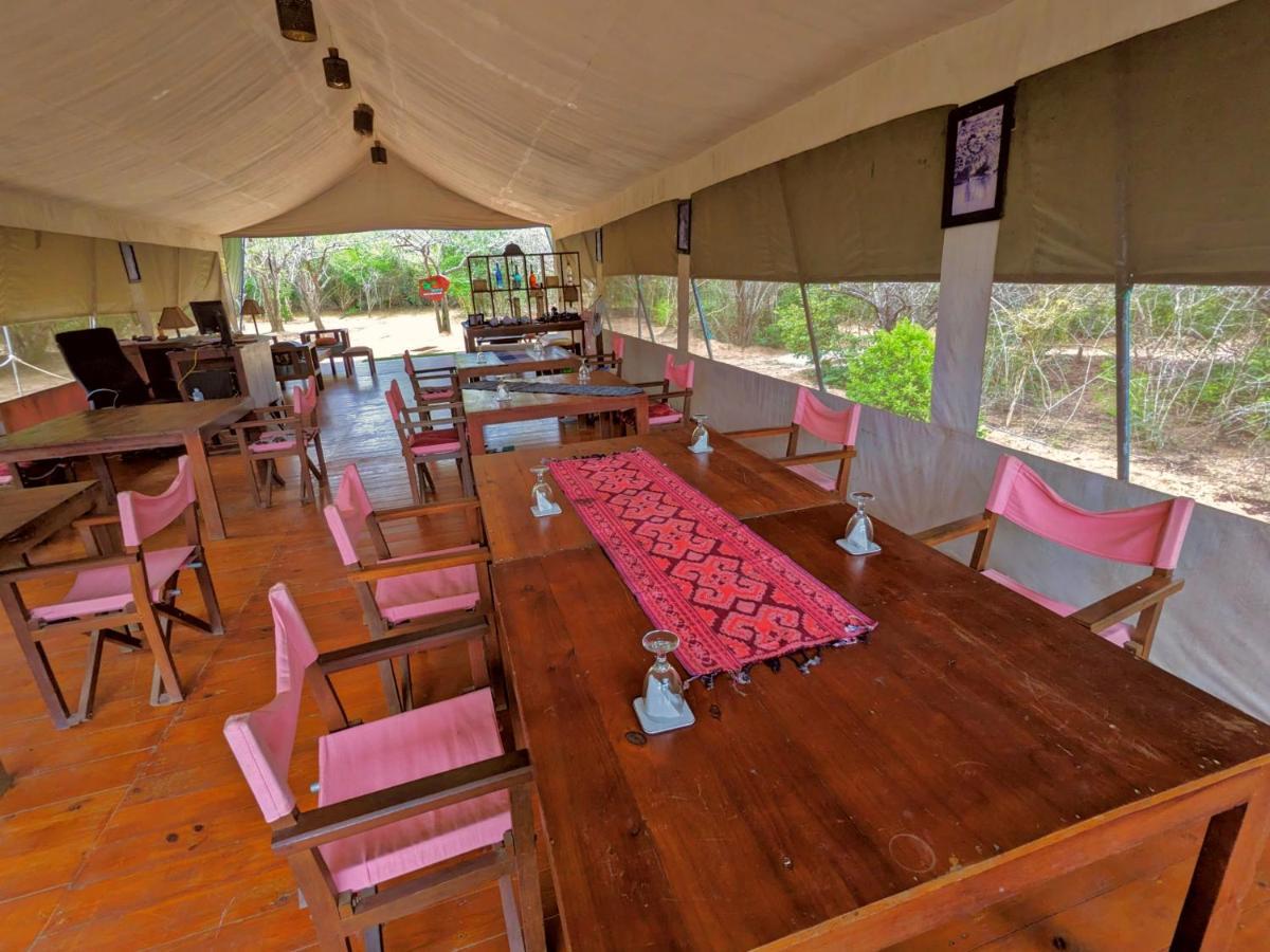 Yala Hotel Lion -Air Conditioned High Luxury Safari Camp Exterior photo