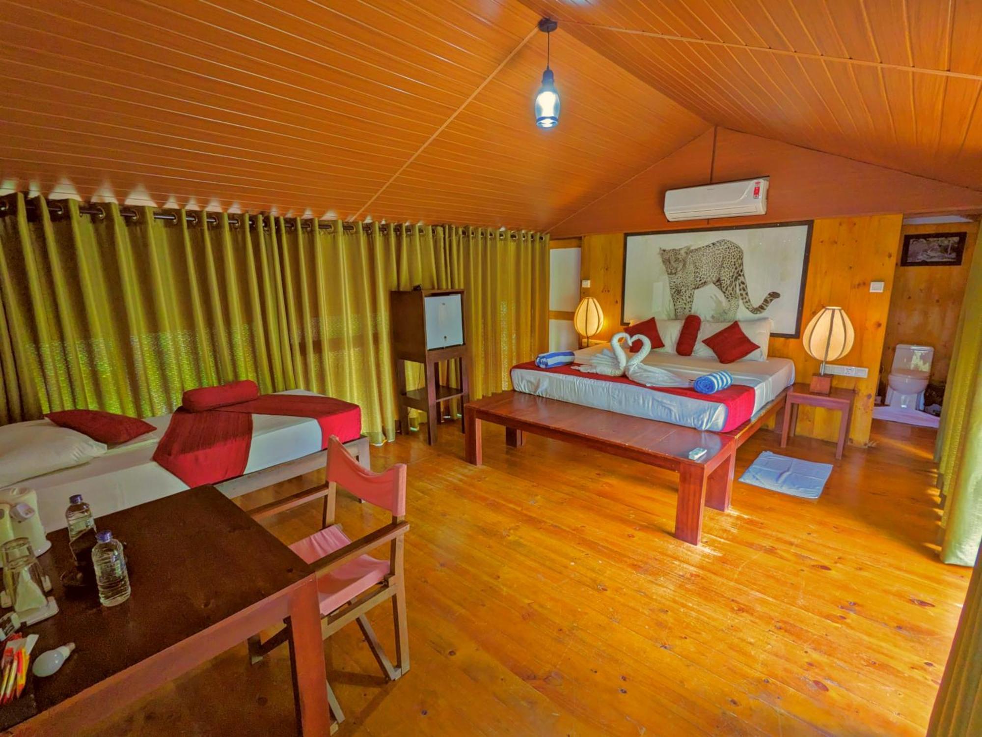 Yala Hotel Lion -Air Conditioned High Luxury Safari Camp Exterior photo